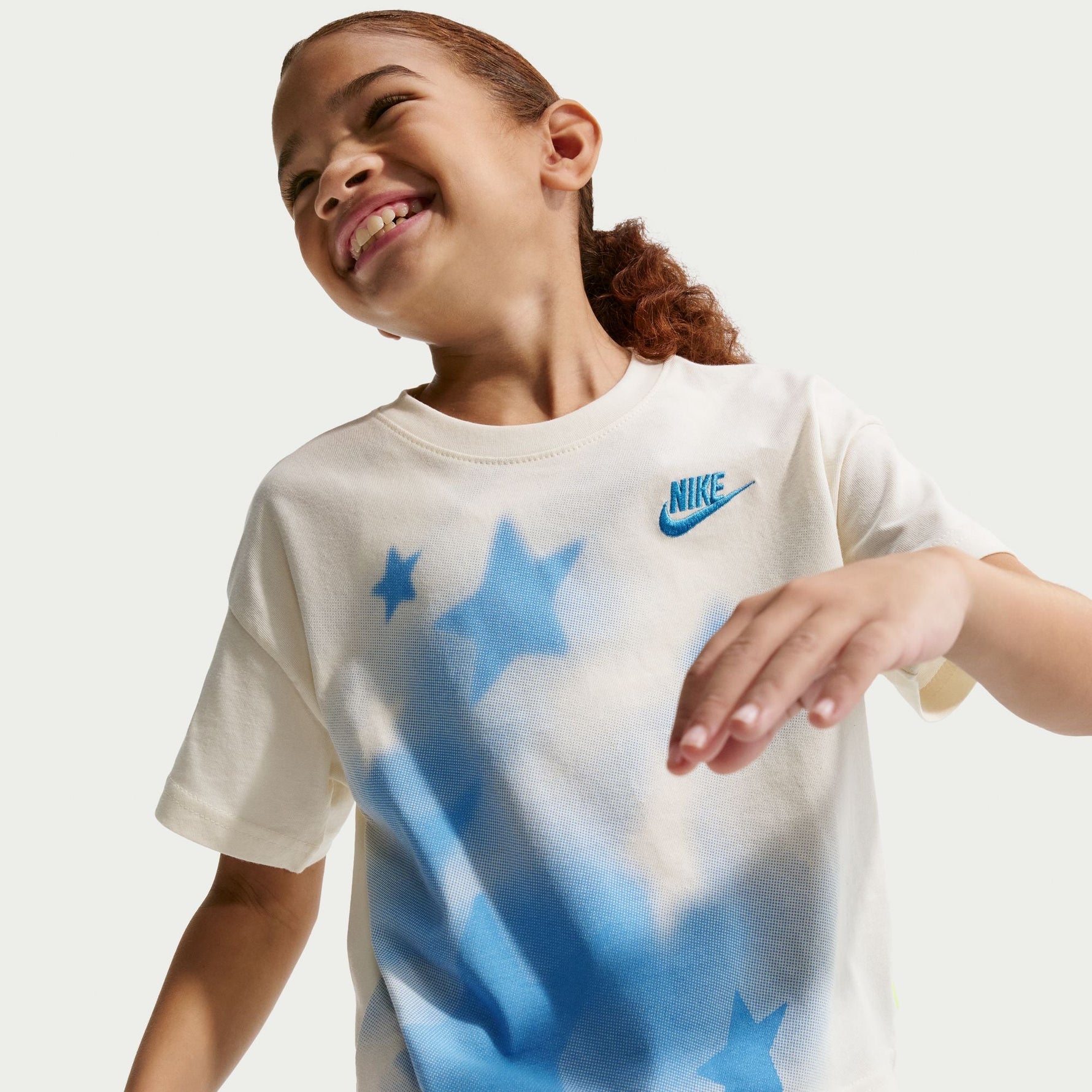 NIKE SPORTSWEAR BIG KIDS' (GIRLS') T-SHIRT