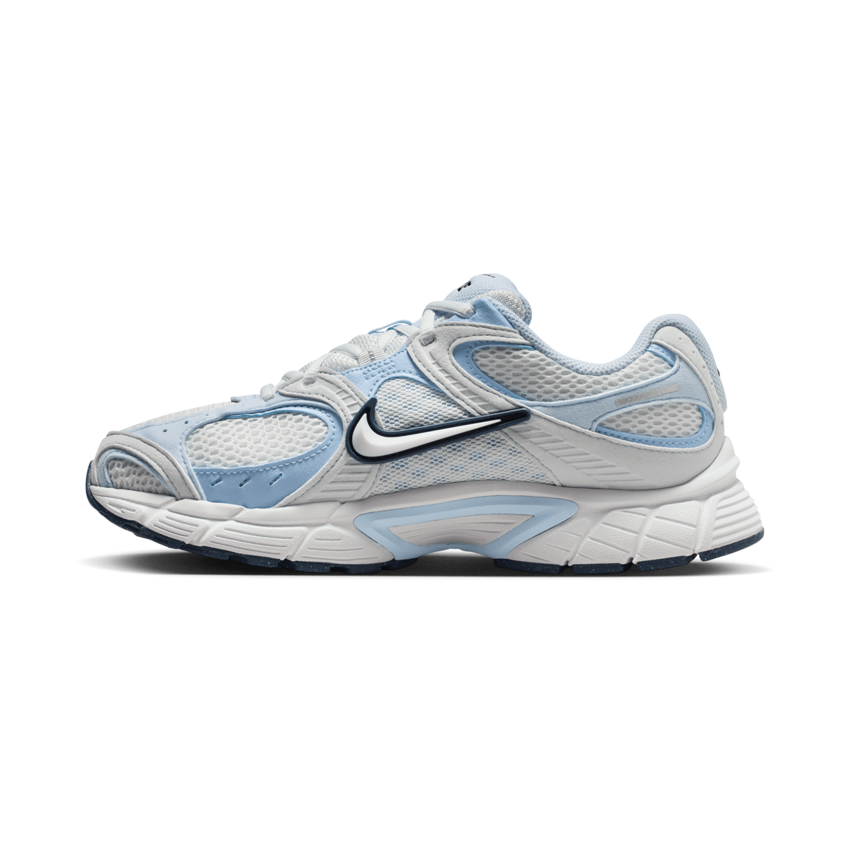 Nike V5 RNR Women's Shoes with Reflective Accents