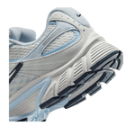 Nike V5 RNR Women's Shoes with Reflective Accents