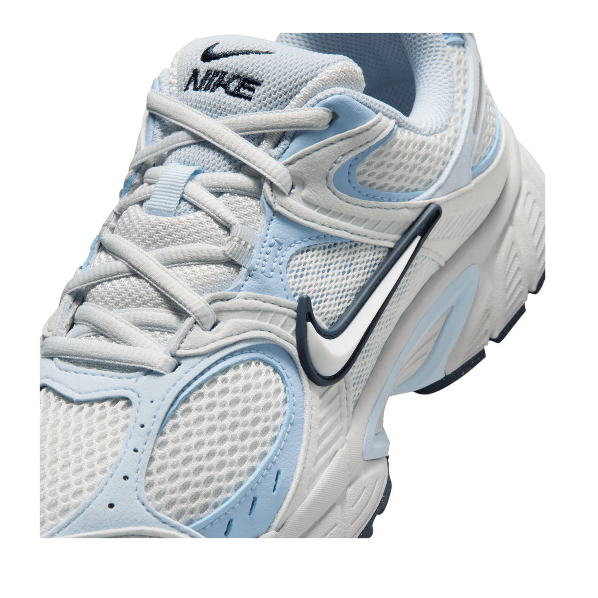 Nike V5 RNR Women's Shoes with Reflective Accents