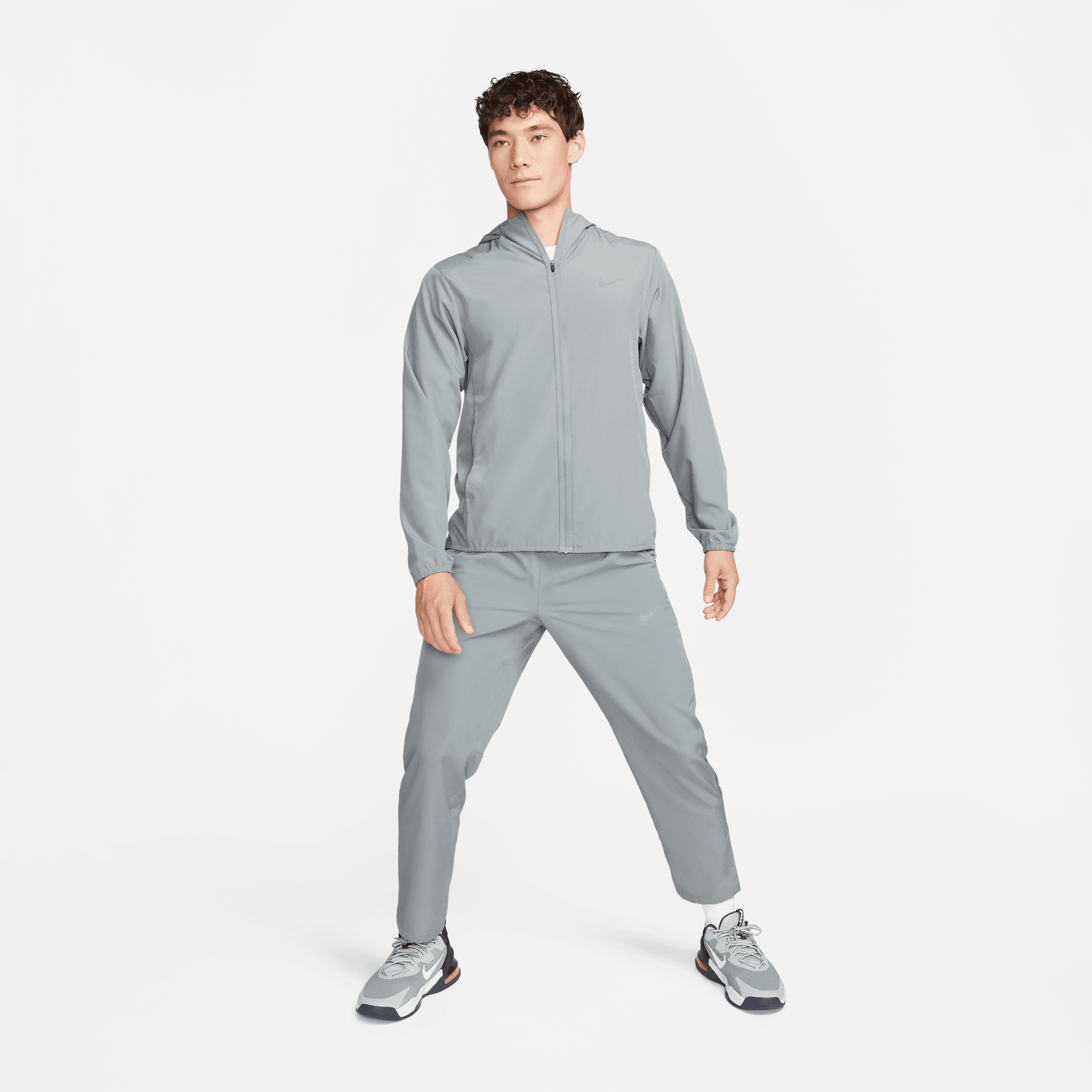 NIKE FORM MEN'S DRI-FIT HOODED VERSATILE JACKET