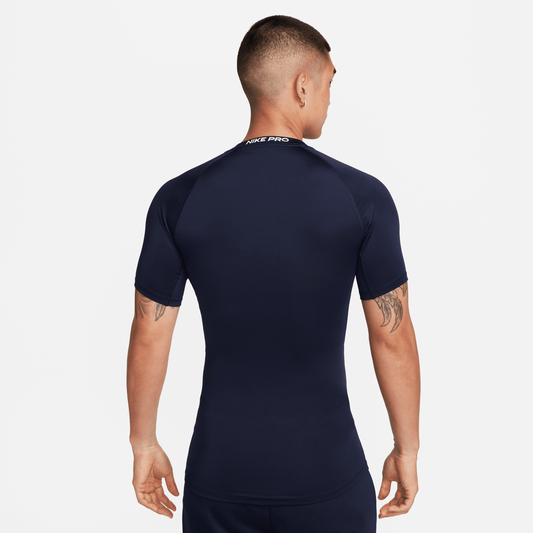 NIKE PRO MEN'S DRI-FIT TIGHT SHORT-SLEEVE FITNESS TOP