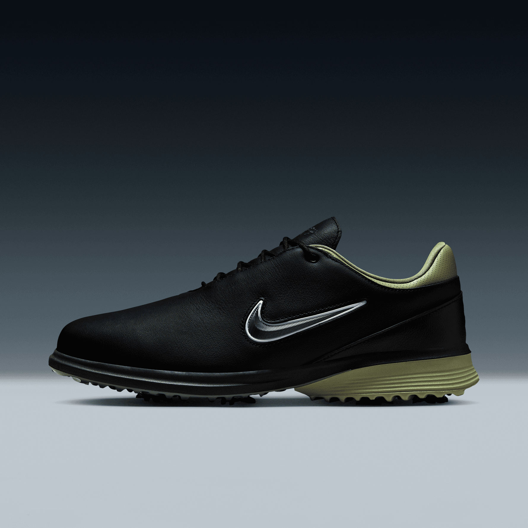 NIKE VICTORY TOUR 4 GOLF SHOES