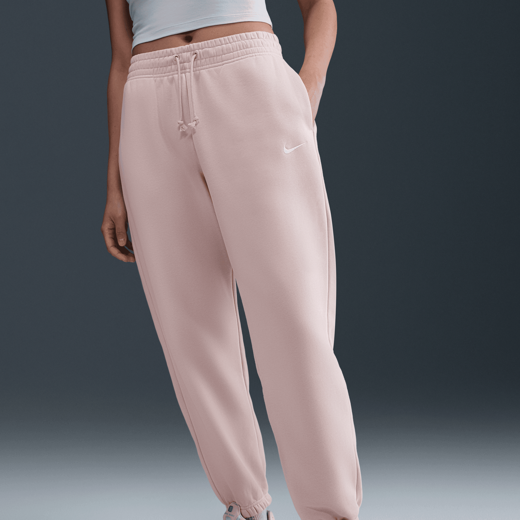 NIKE SPORTSWEAR PHOENIX FLEECE WOMEN'S HIGH-WAISTED OVERSIZED SWEATPANTS