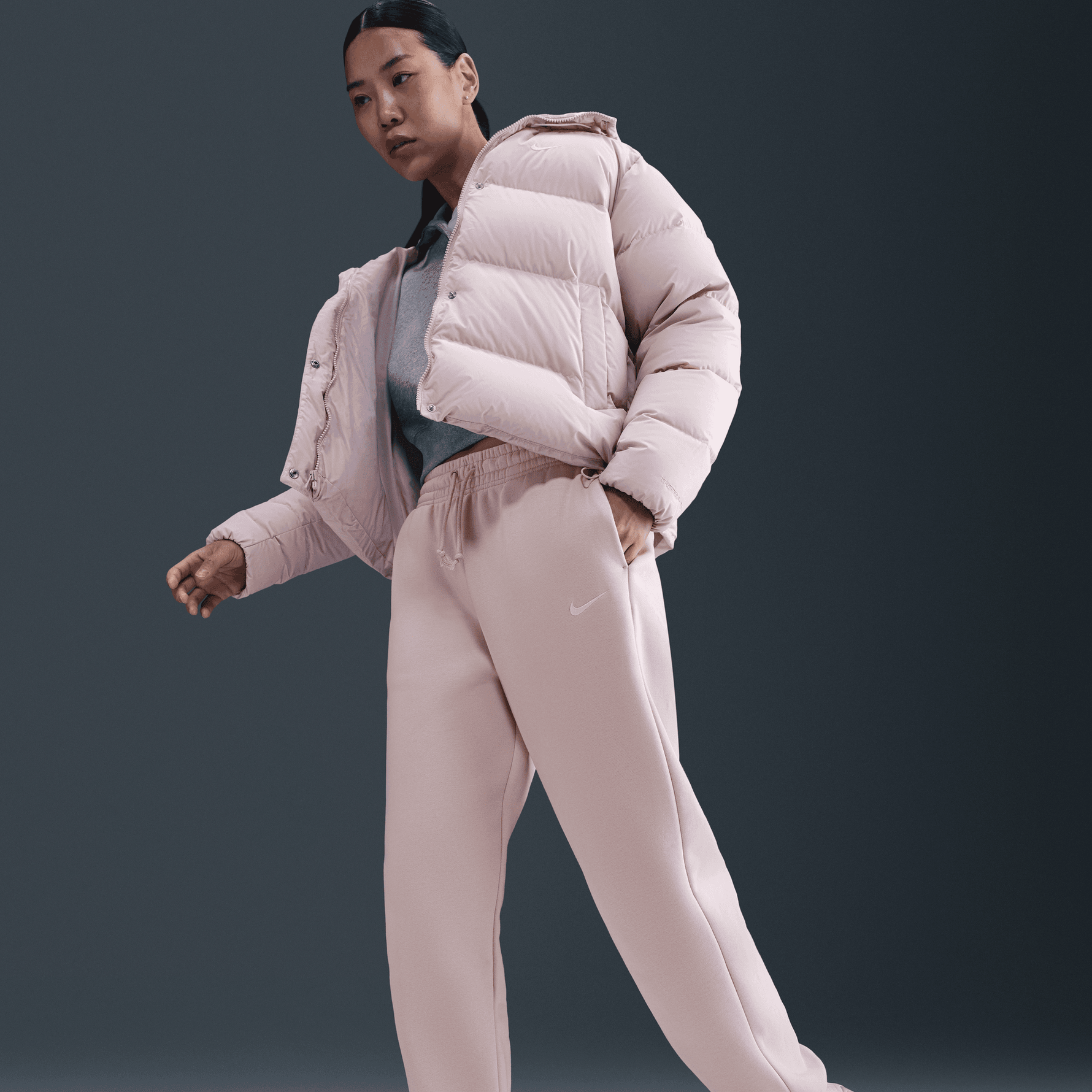 NIKE SPORTSWEAR PHOENIX FLEECE WOMEN'S HIGH-WAISTED OVERSIZED SWEATPANTS