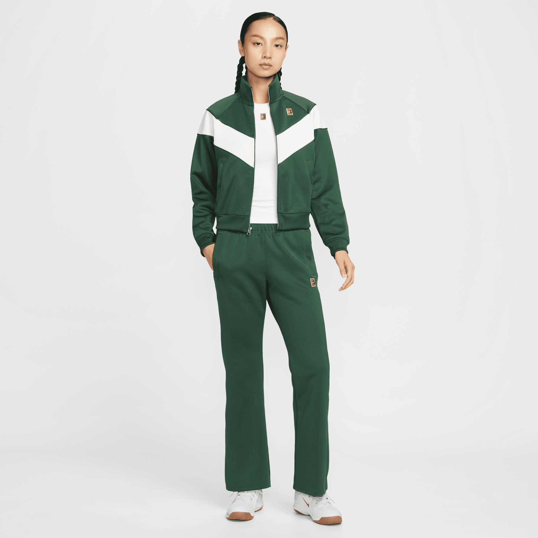 NIKECOURT HERITAGE WINDRUNNER WOMEN'S MID-RISE TENNIS PANTS
