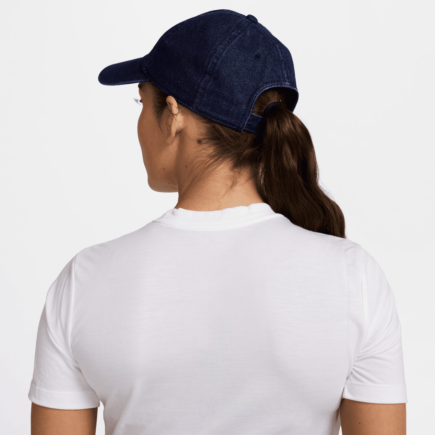 NIKE CLUB UNSTRUCTURED DENIM CAP