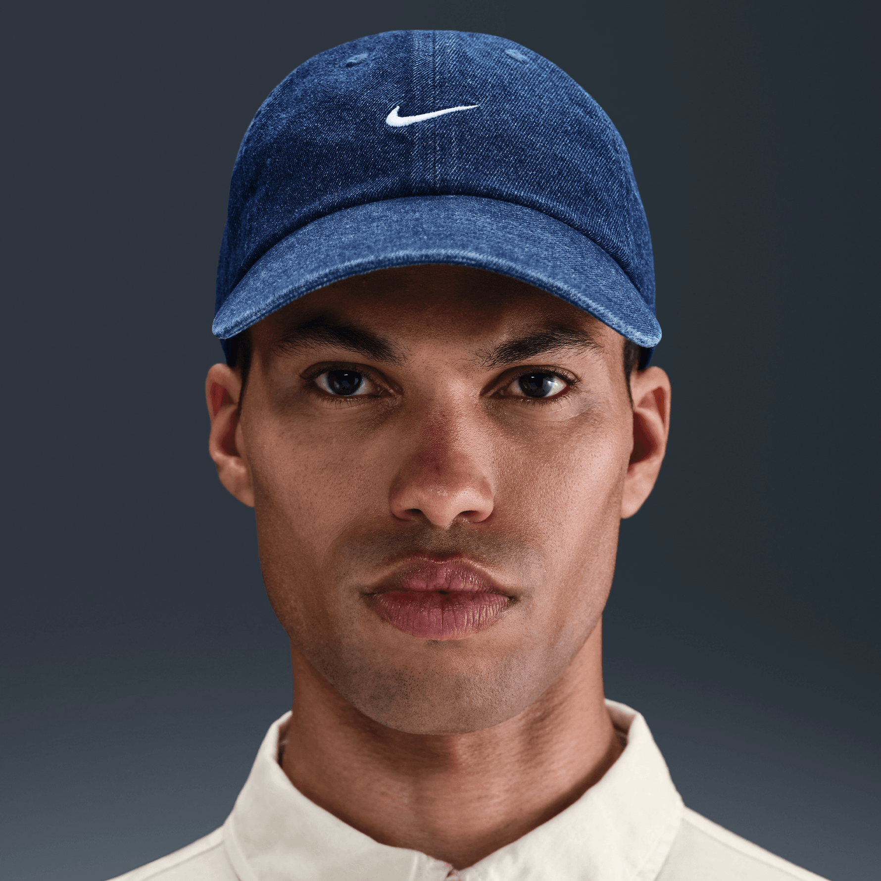 NIKE CLUB UNSTRUCTURED DENIM CAP