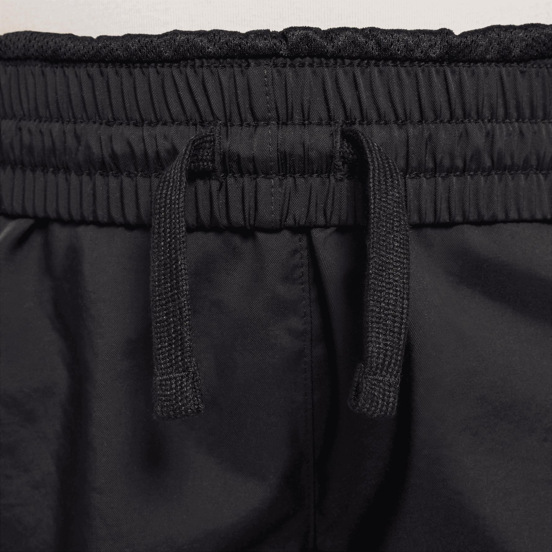 NIKE LFS CLUB BIG KIDS' 6" WOVEN SHORTS