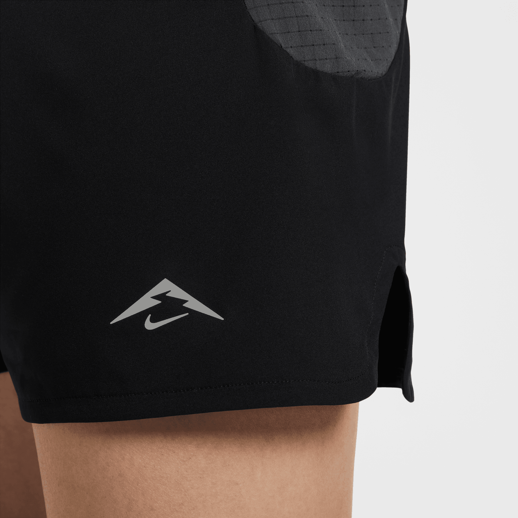 NIKE TRAIL SECOND SUNRISE MEN'S 5" DRI-FIT ADV BRIEF-LINED RUNNING SHORTS