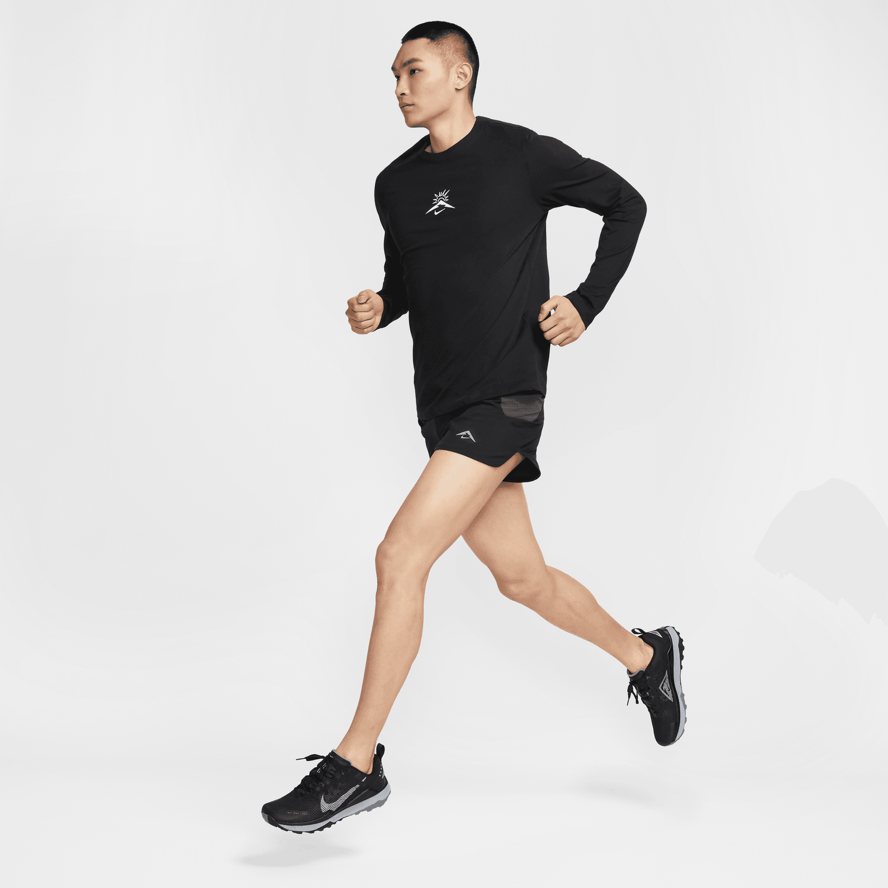 NIKE TRAIL SECOND SUNRISE MEN'S 5" DRI-FIT ADV BRIEF-LINED RUNNING SHORTS