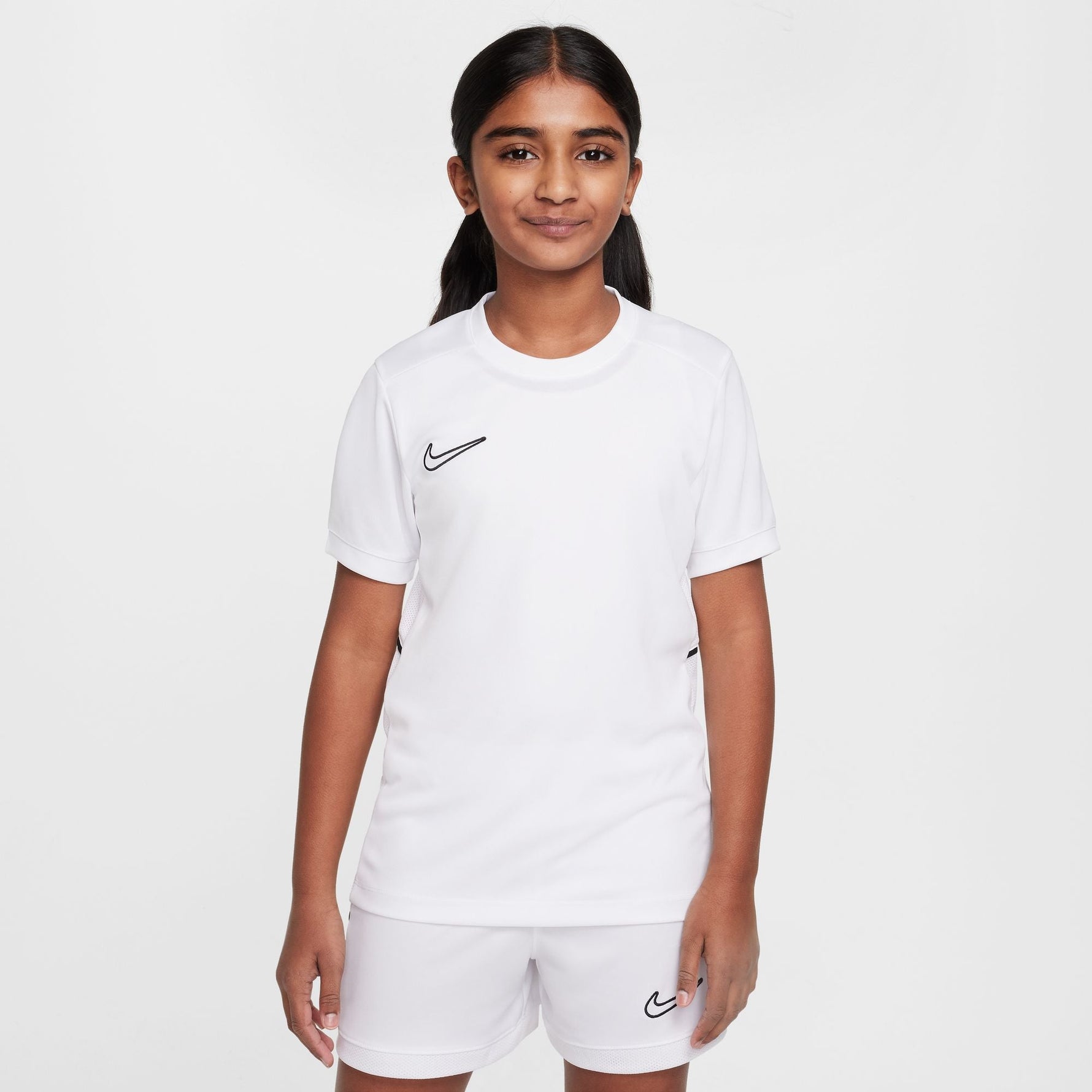 NIKE ACADEMY OLDER KIDS' DRI-FIT FOOTBALL TOP