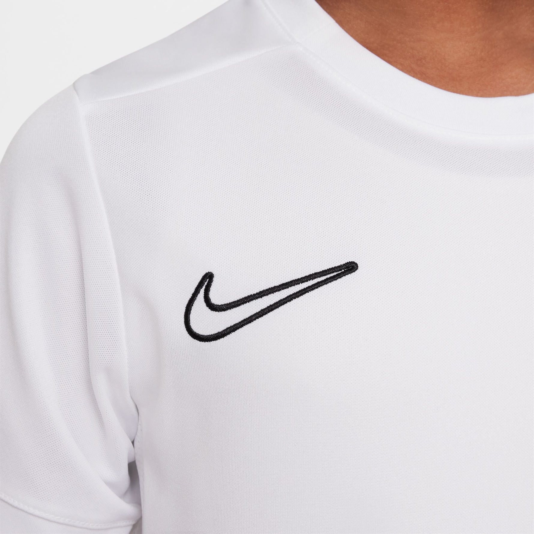 NIKE ACADEMY OLDER KIDS' DRI-FIT FOOTBALL TOP