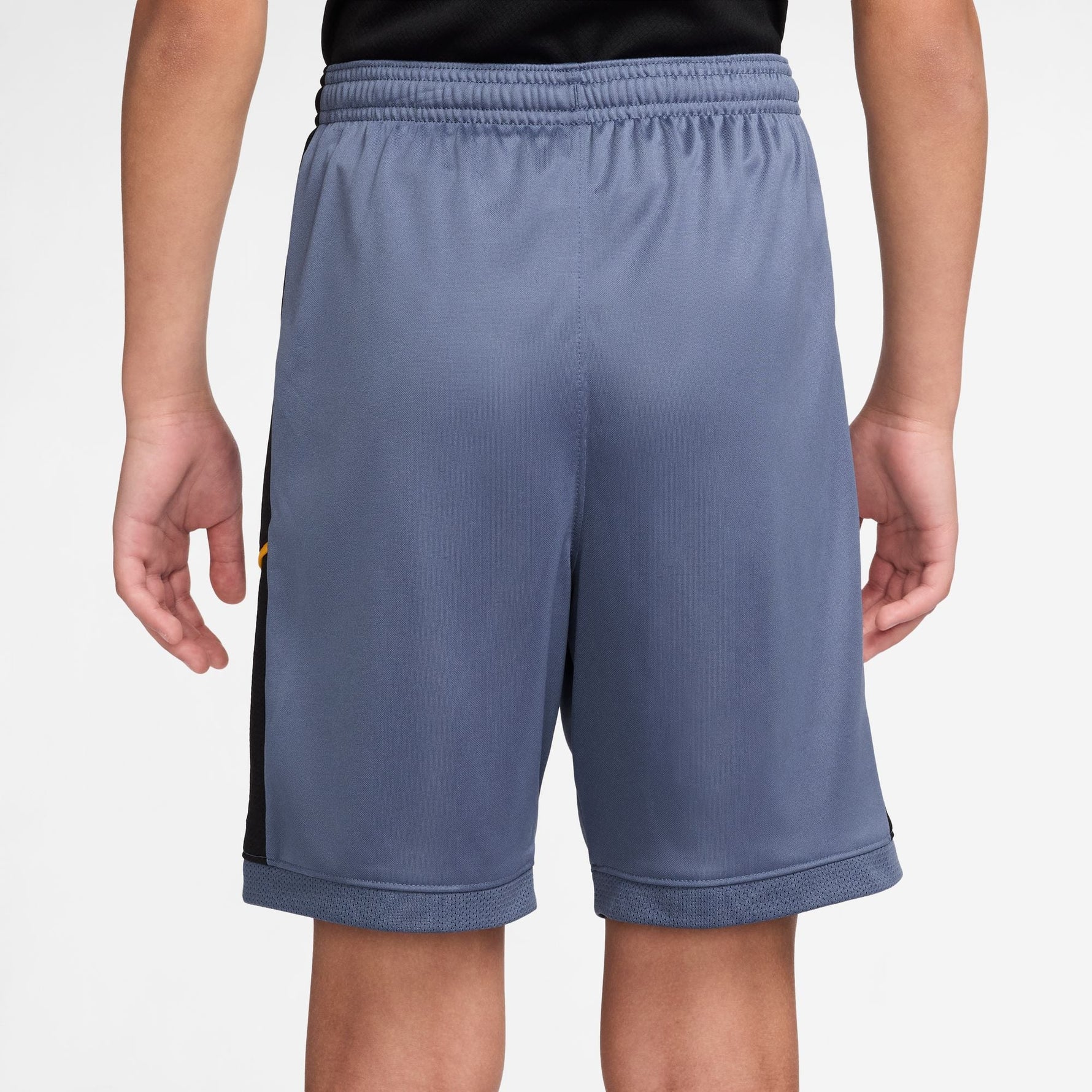 NIKE ACADEMY OLDER KIDS' DRI-FIT 18CM (APPROX.) FOOTBALL SHORTS