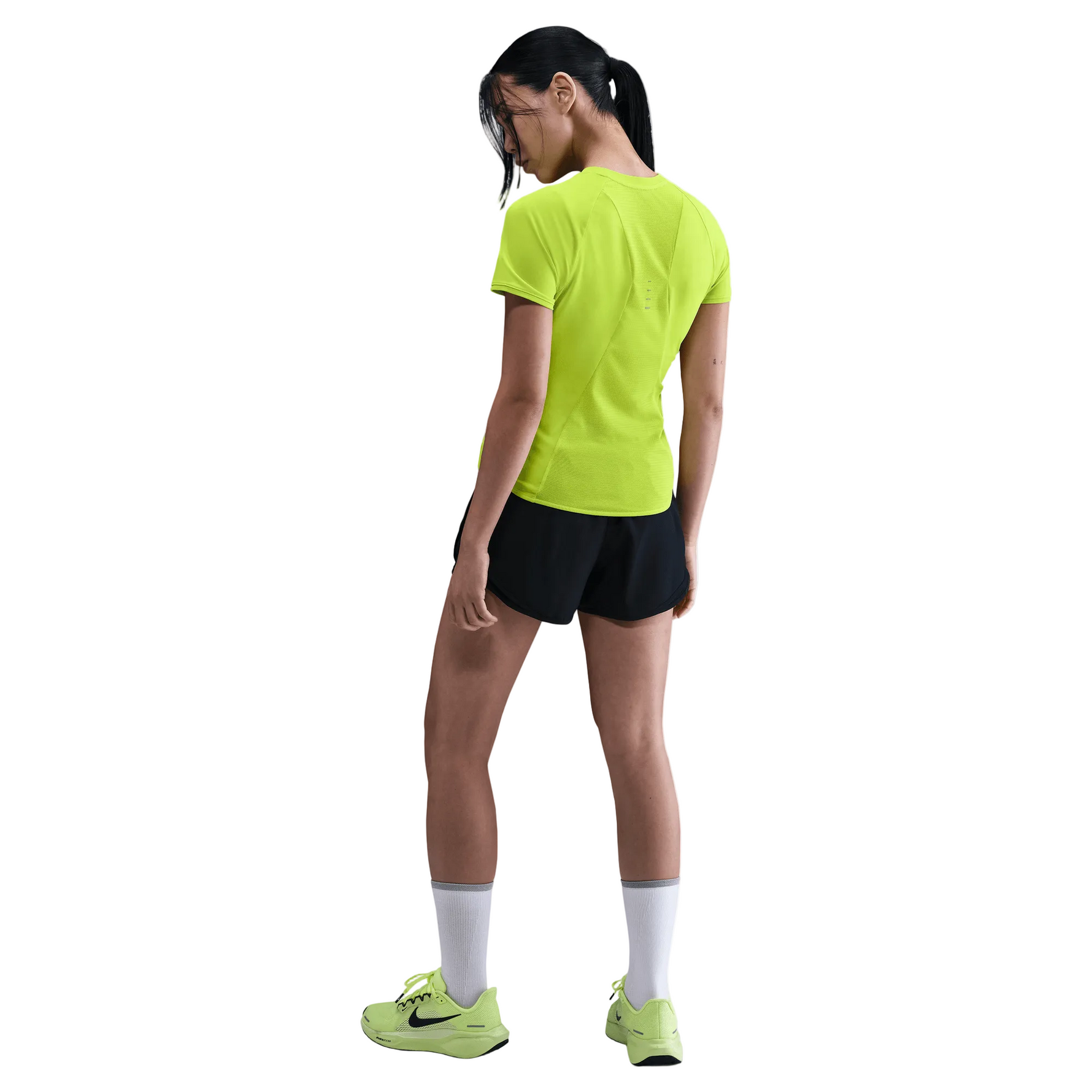 NIKE Swift Women's Dri-FIT Short-Sleeve Running Top