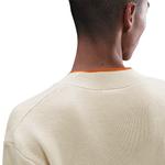 NIKE SPORTSWEAR CLUB MEN'S V-NECK SWEATE R