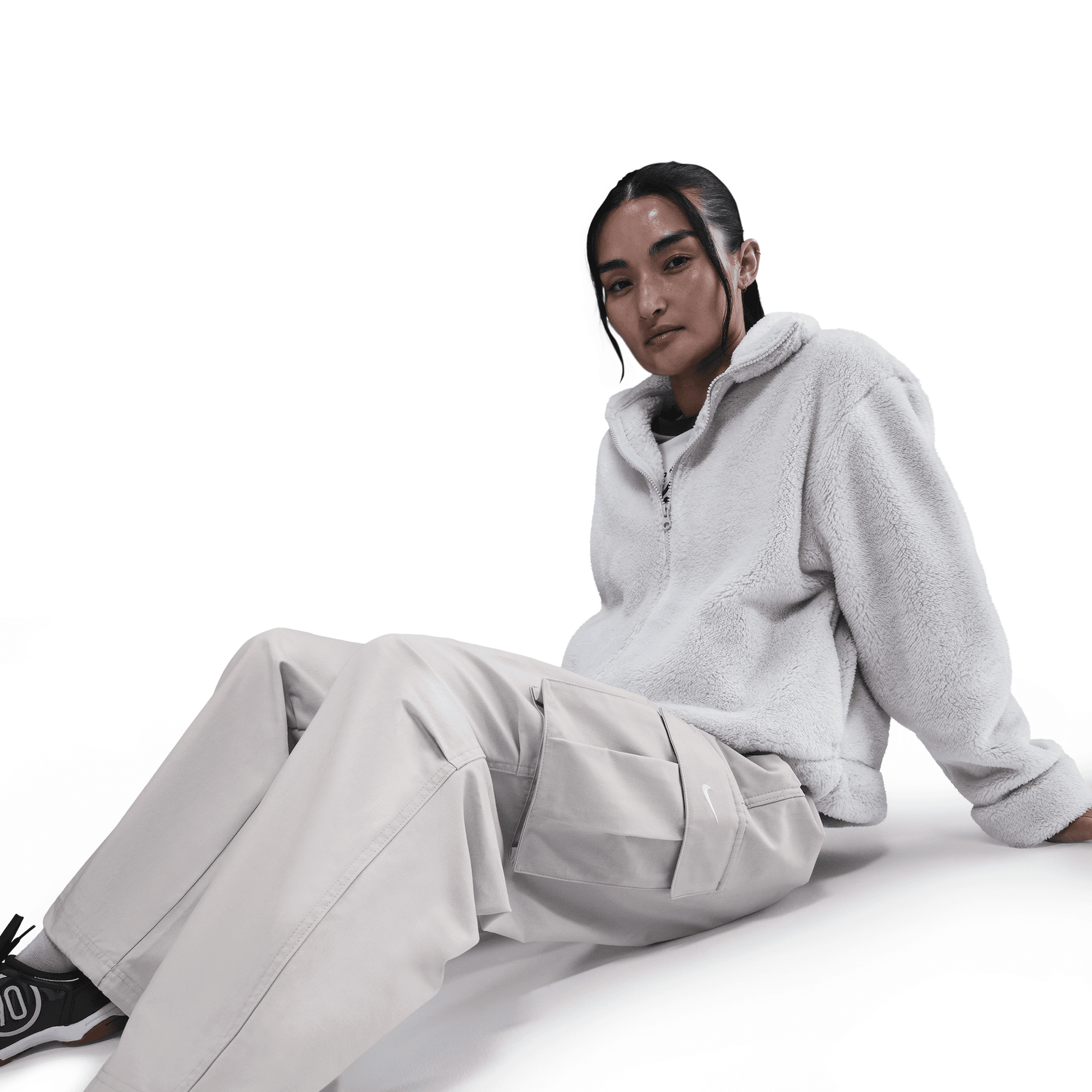 NIKE SPORTSWEAR WOMEN'S MID-RISE OVERSIZED WOVEN CARGO PANTS