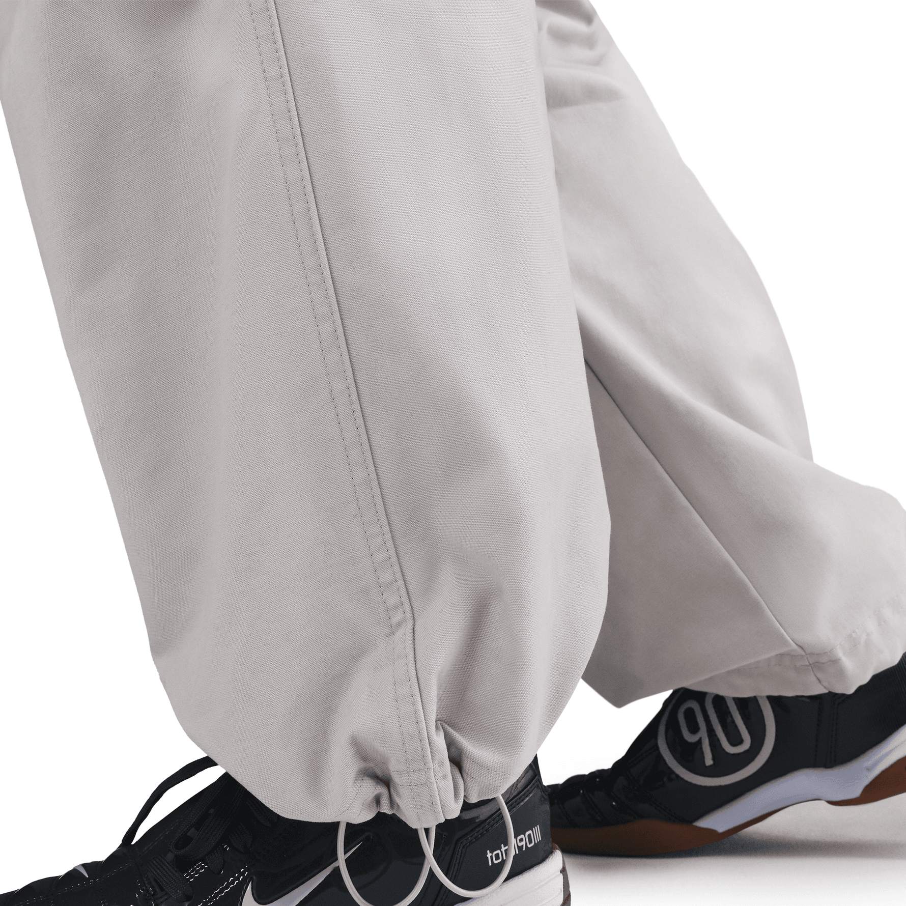NIKE SPORTSWEAR WOMEN'S MID-RISE OVERSIZED WOVEN CARGO PANTS