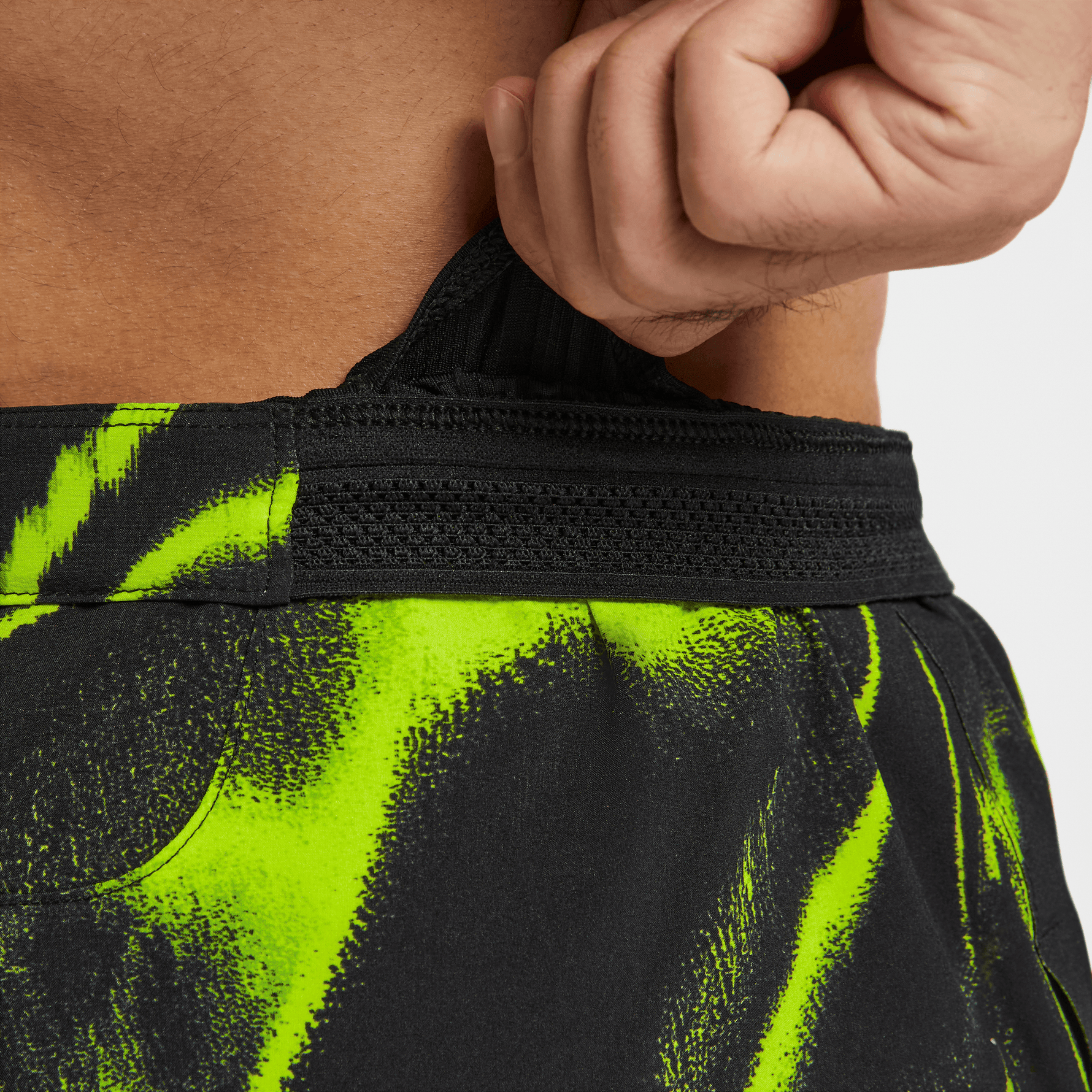 NIKE AEROSWIFT MEN'S DRI-FIT ADV 2" RUNNING SHORTS