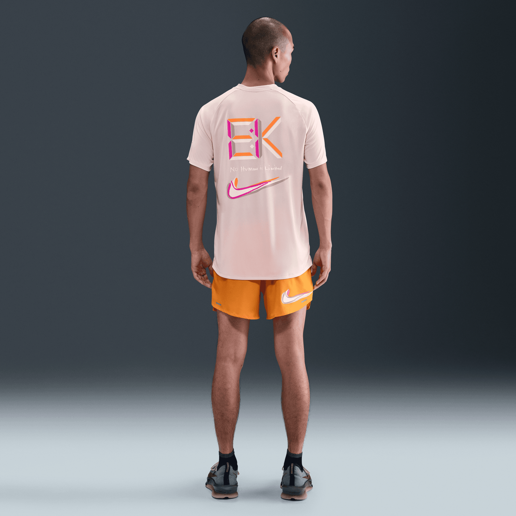 NIKE STRIDE "ELIUD KIPCHOGE" MEN'S DRI-FIT ADV SHORT-SLEEVE RUNNING TOP