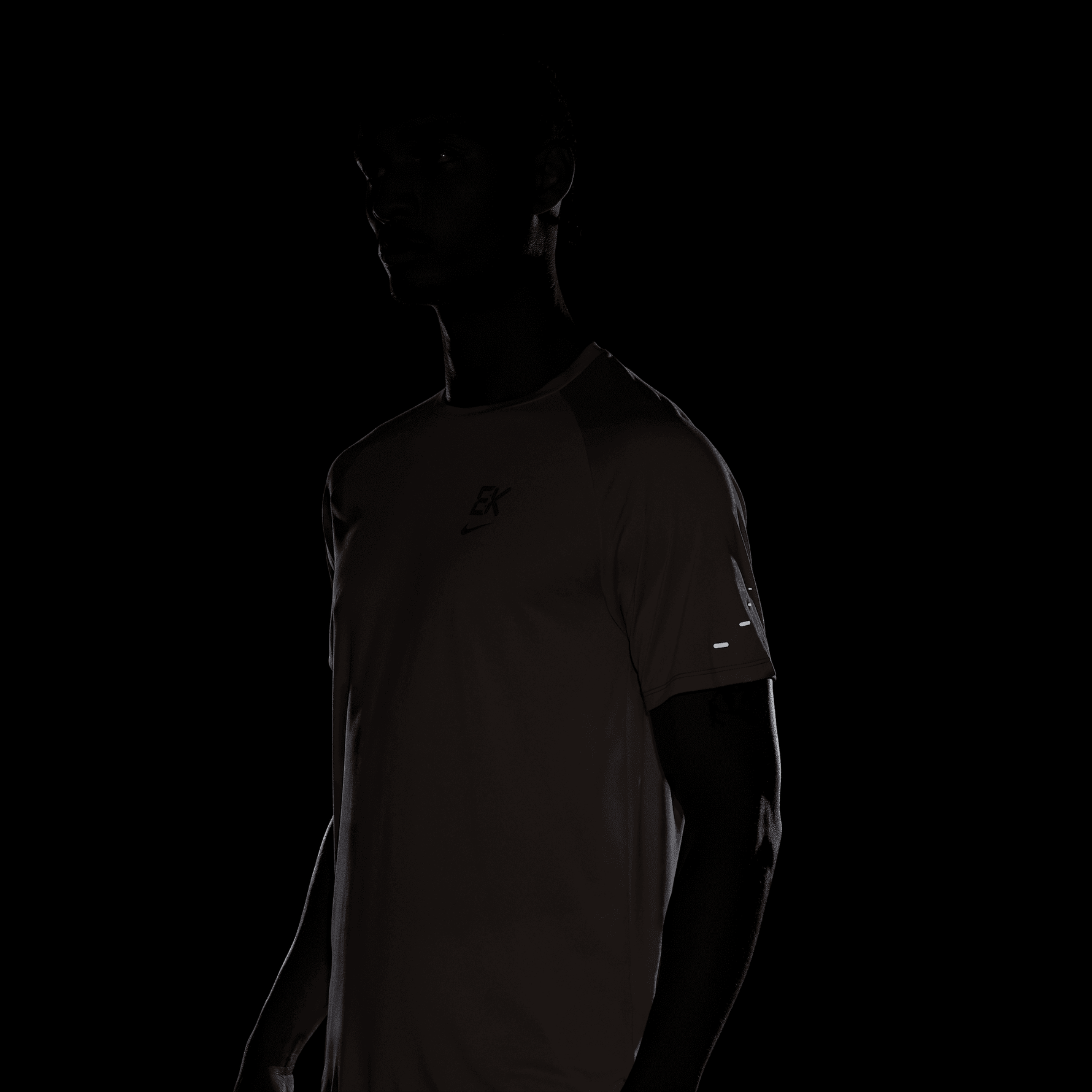 NIKE STRIDE "ELIUD KIPCHOGE" MEN'S DRI-FIT ADV SHORT-SLEEVE RUNNING TOP
