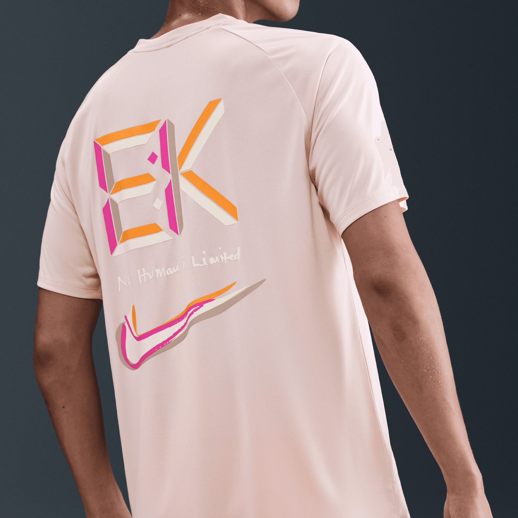 NIKE STRIDE "ELIUD KIPCHOGE" MEN'S DRI-FIT ADV SHORT-SLEEVE RUNNING TOP