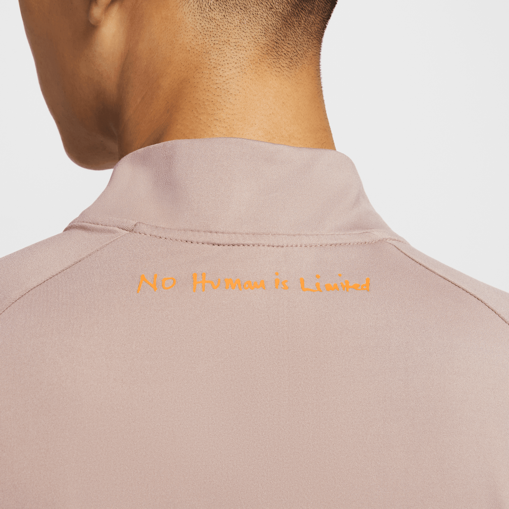 NIKE STRIDE "ELIUD KIPCHOGE" MEN'S DRI-FIT 1/4-ZIP RUNNING TOP
