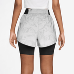 NIKE SWIFT WOMEN'S MID-RISE 2-IN-1 RUNNING SHORTS WITH REFLECTIVE ACCENTS