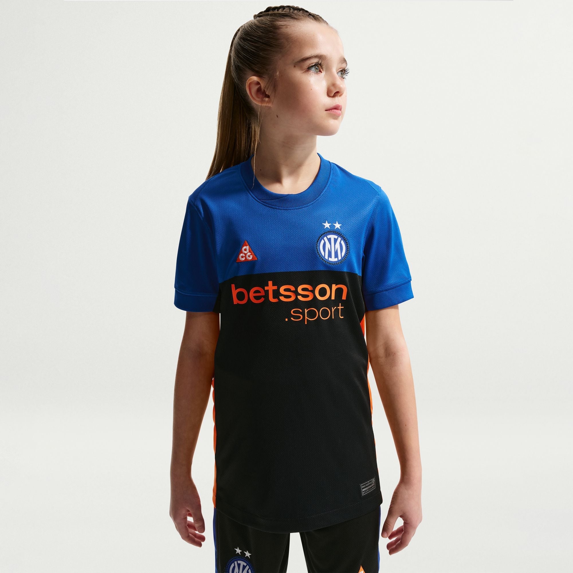 Inter Milan 2026 Stadium SE Older Kids' Nike ACG Dri-FIT Football Replica Shirt