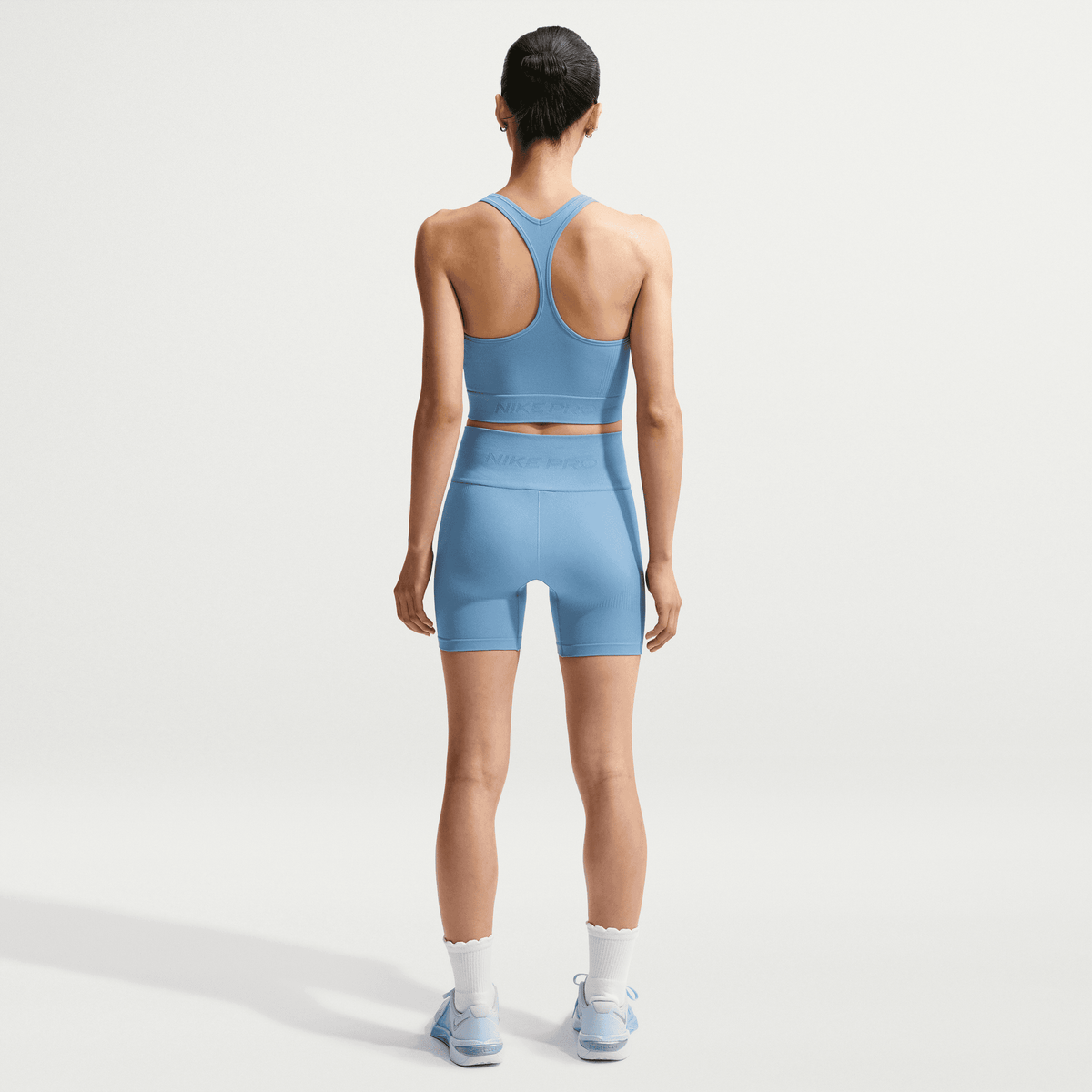 Nike Pro Seamless Dry-Fit Crop Tank Top