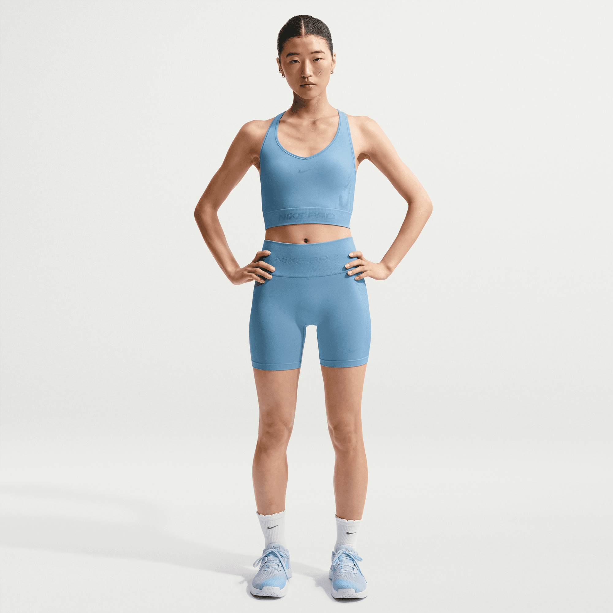 Nike Pro Seamless Dry-Fit Crop Tank Top