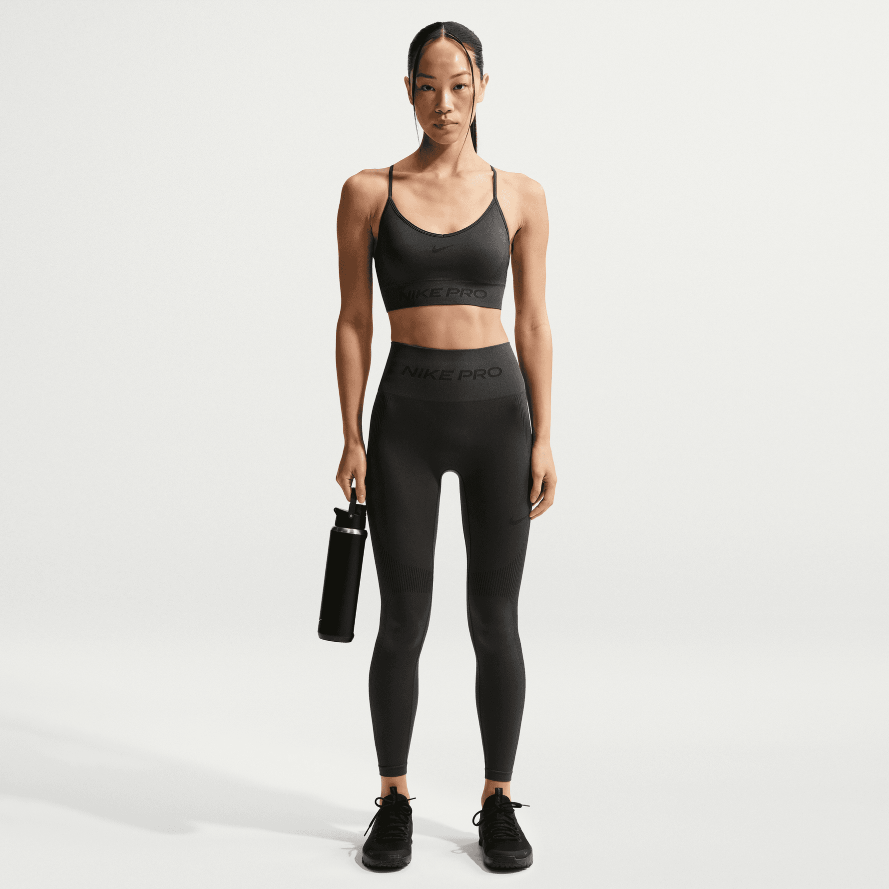 NIKE PRO SEAMLESS WOMEN'S HIGH-WAISTED 7/8 LEGGINGS