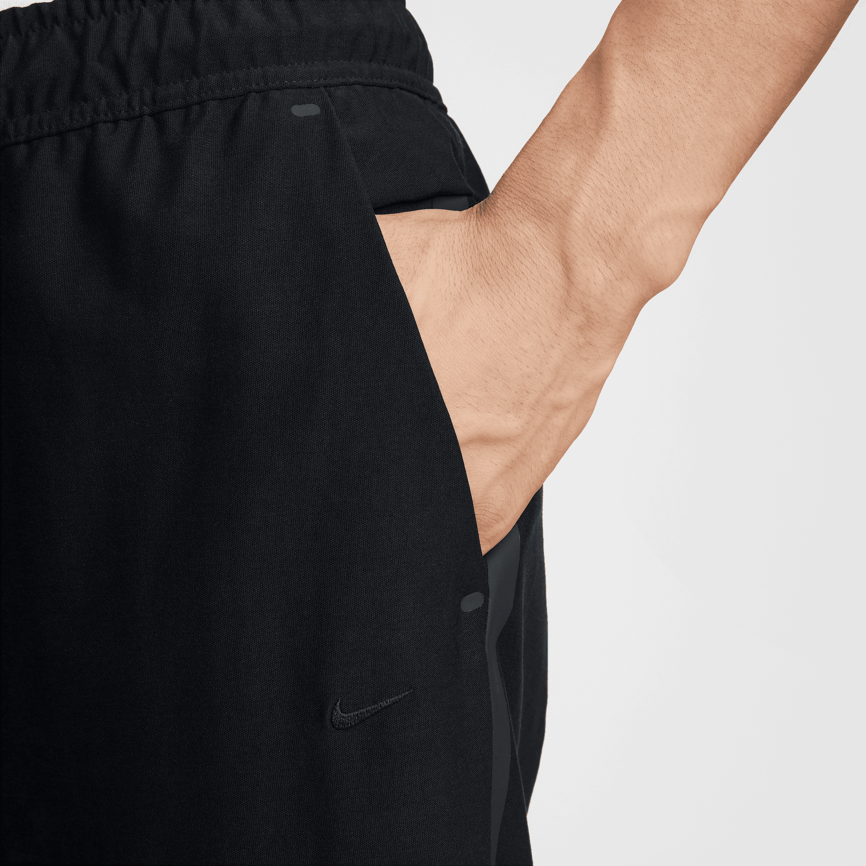NIKE TECH MEN'S DRI-FIT SHORI KNIT PANTS