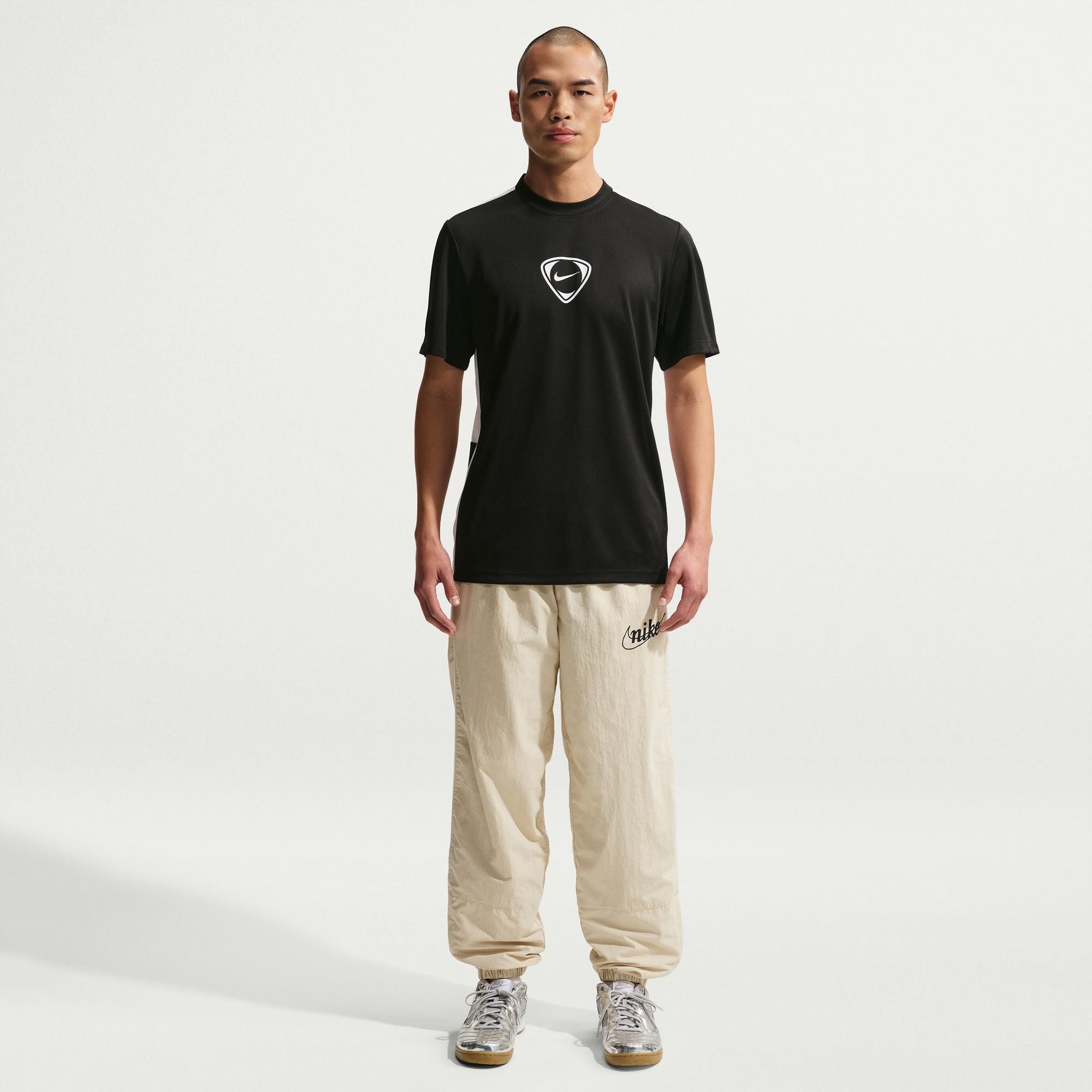 NIKE ACADEMY+ MEN'S DRI-FIT SHORT-SLEEVE SOCCER TOP