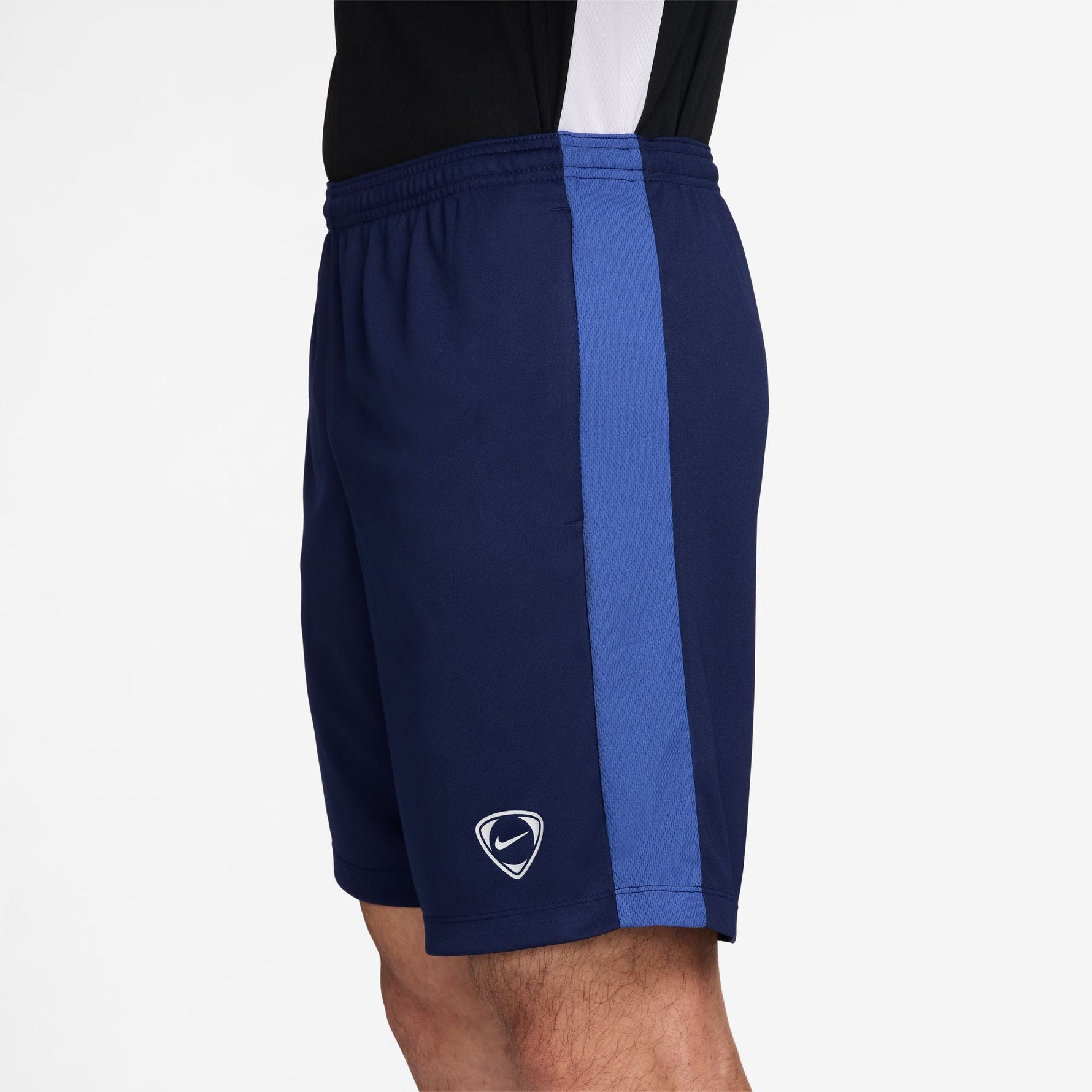 NIKE ACADEMY+ MEN'S DRI-FIT SOCCER SHORTS