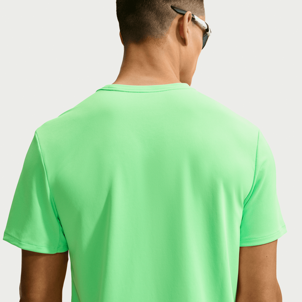 Nike Miler Men's Dri-FIT UV-Protection Short-Sleeve Running Top