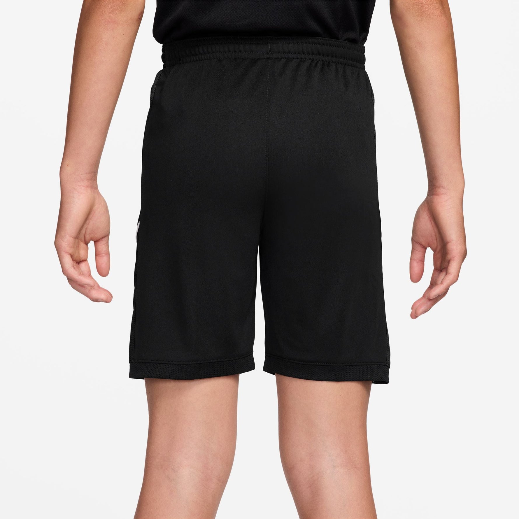 NIKE ACADEMY OLDER KIDS' DRI-FIT FOOTBALL KNIT SHORTS