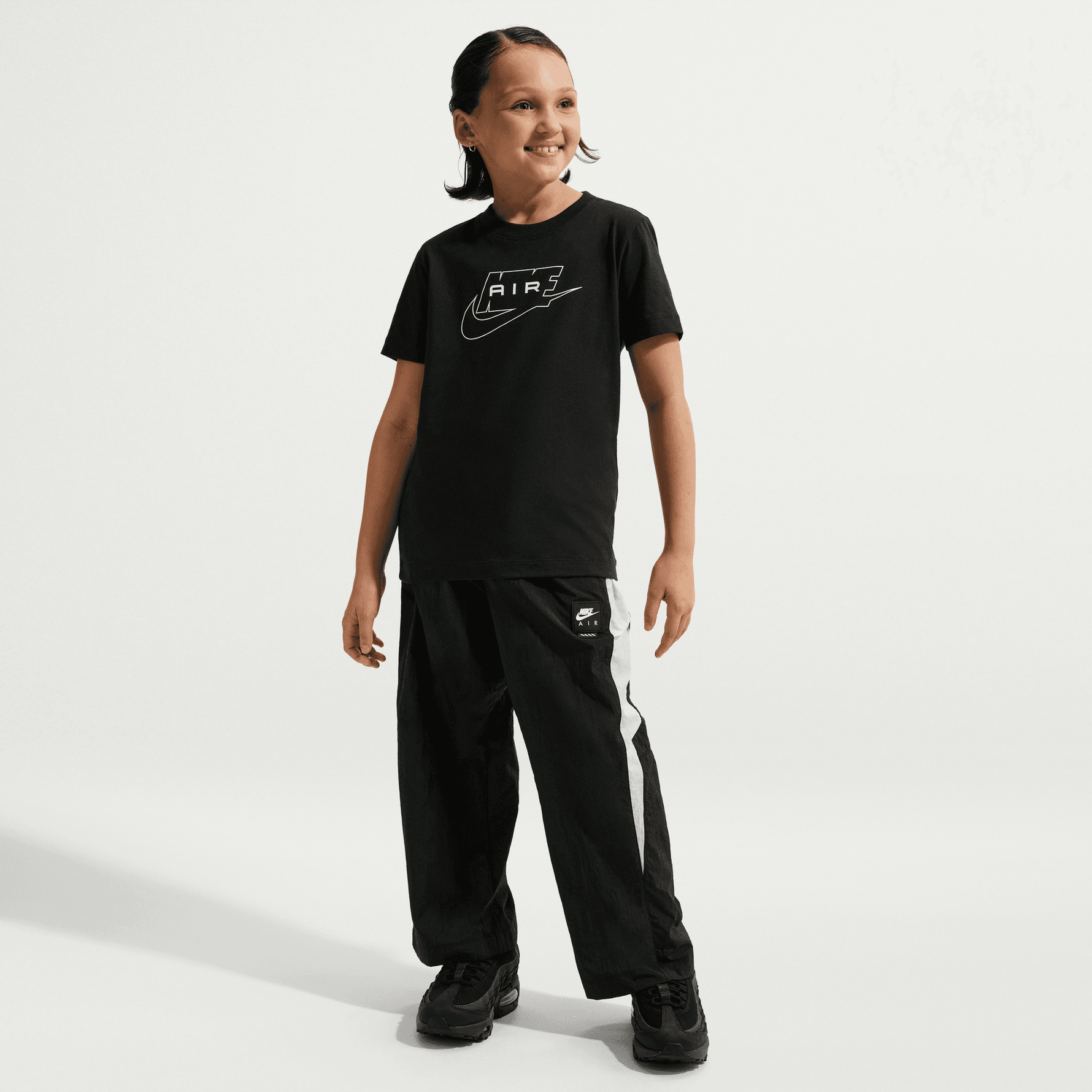 NIKE SPORTSWEAR BIG KIDS' T-SHIRT
