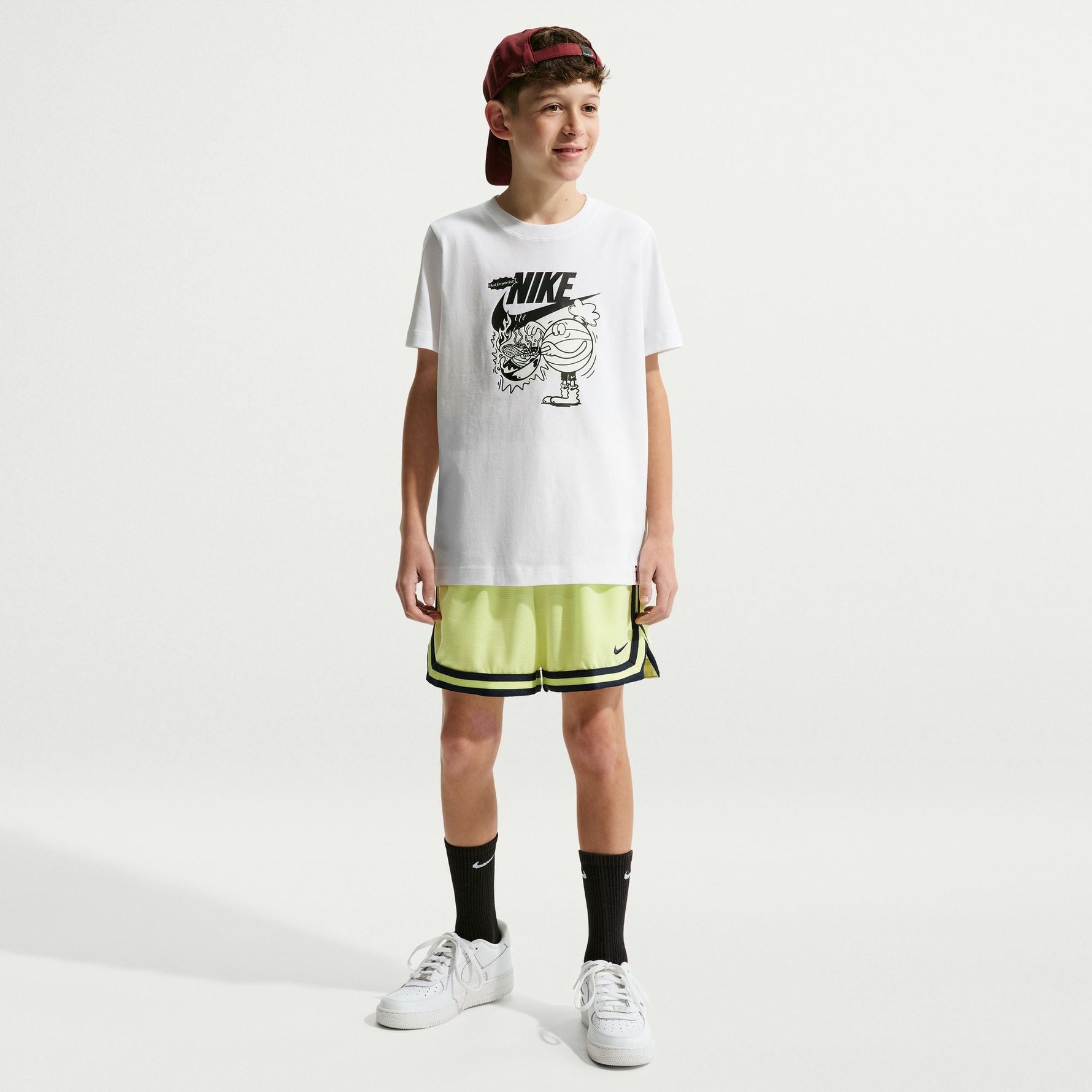 NIKE SPORTSWEAR BIG KIDS' T-SHIRT