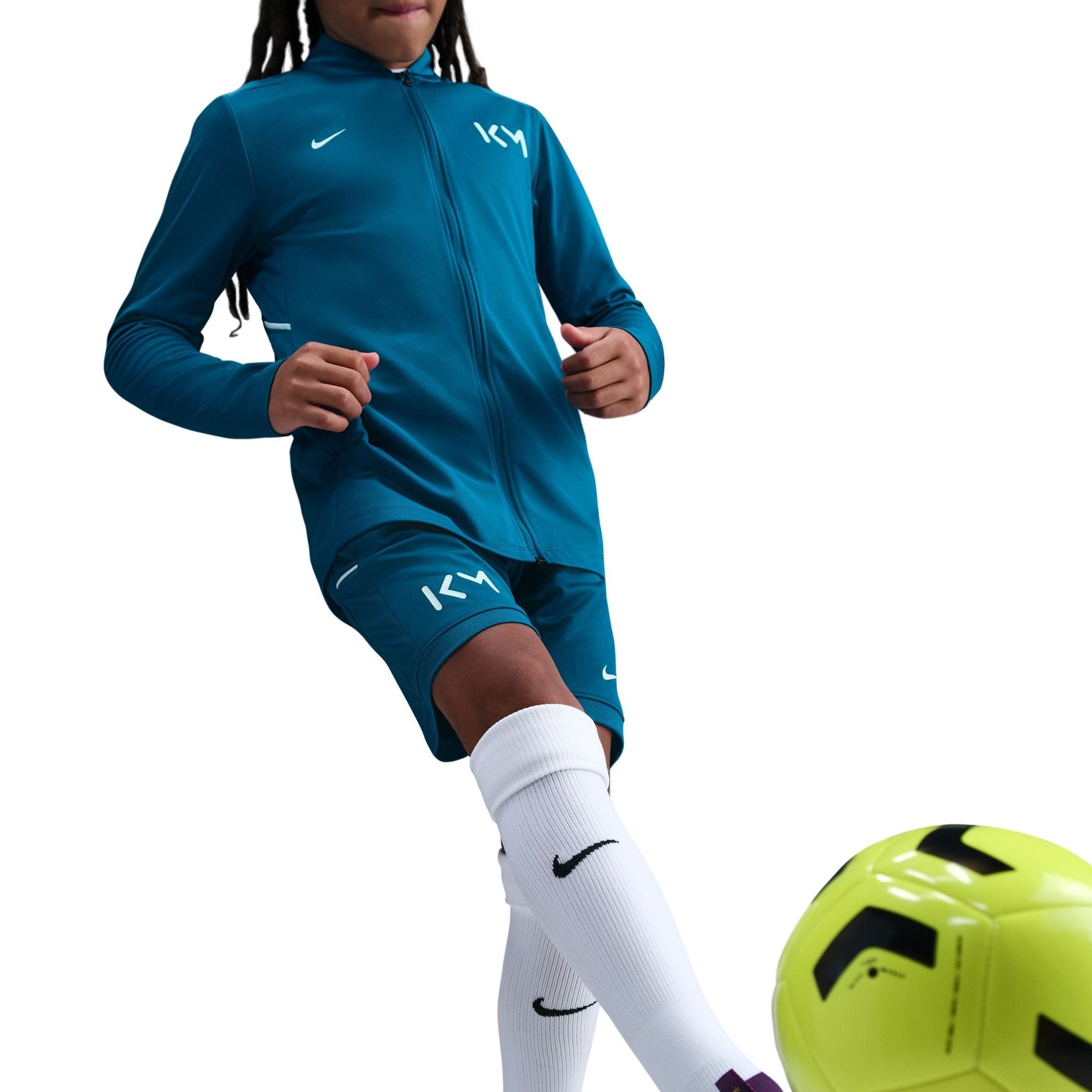 KYLIAN MBAPPé ACADEMY OLDER KIDS' NIKE DRI-FIT FOOTBALL SHORTS