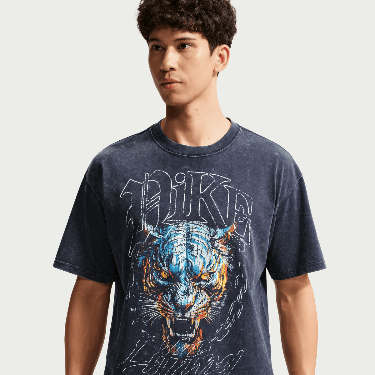 Nike Men's T-Shirt
