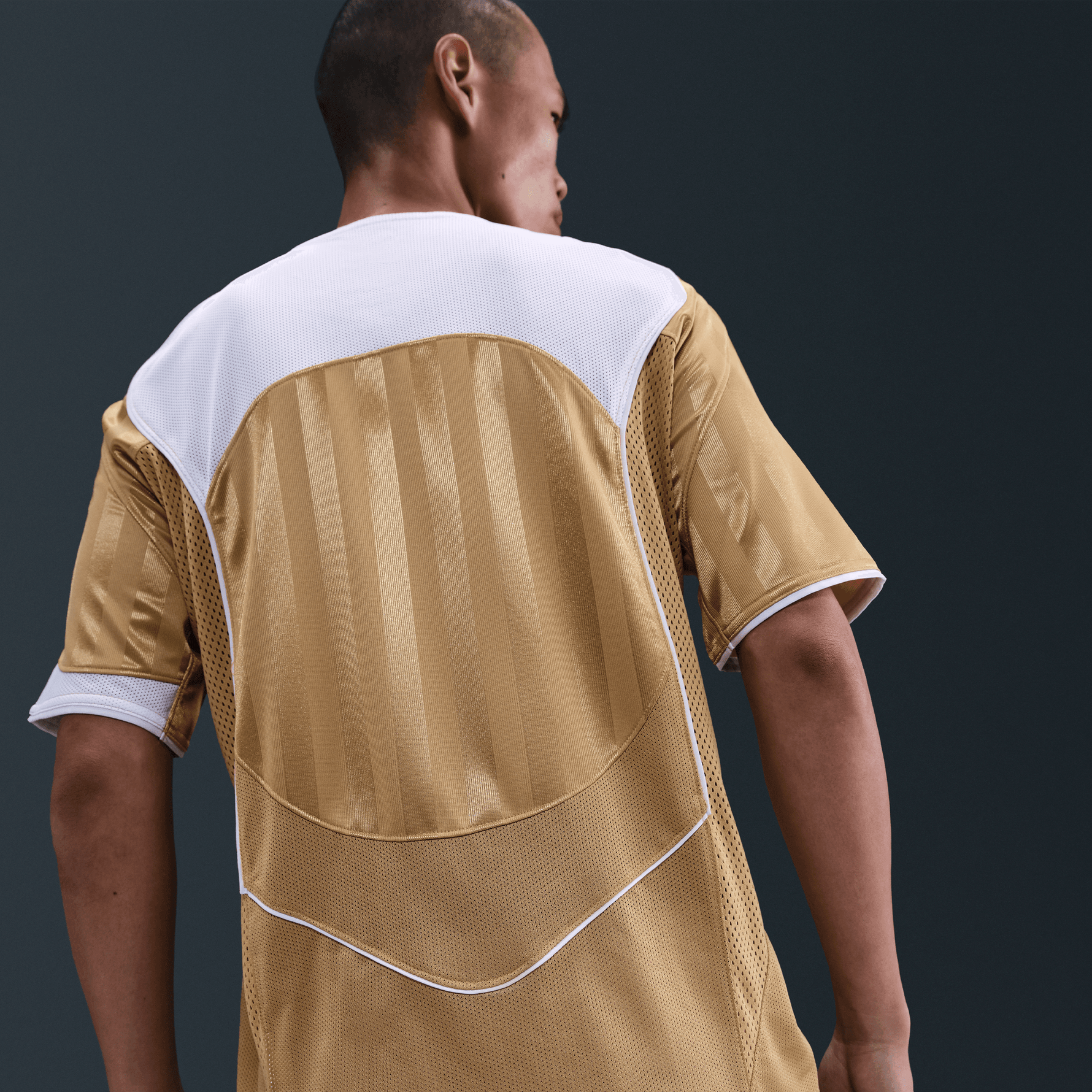 NIKE TOTAL 90 MEN'S DRI-FIT SHORT-SLEEVE SOCCER TOP