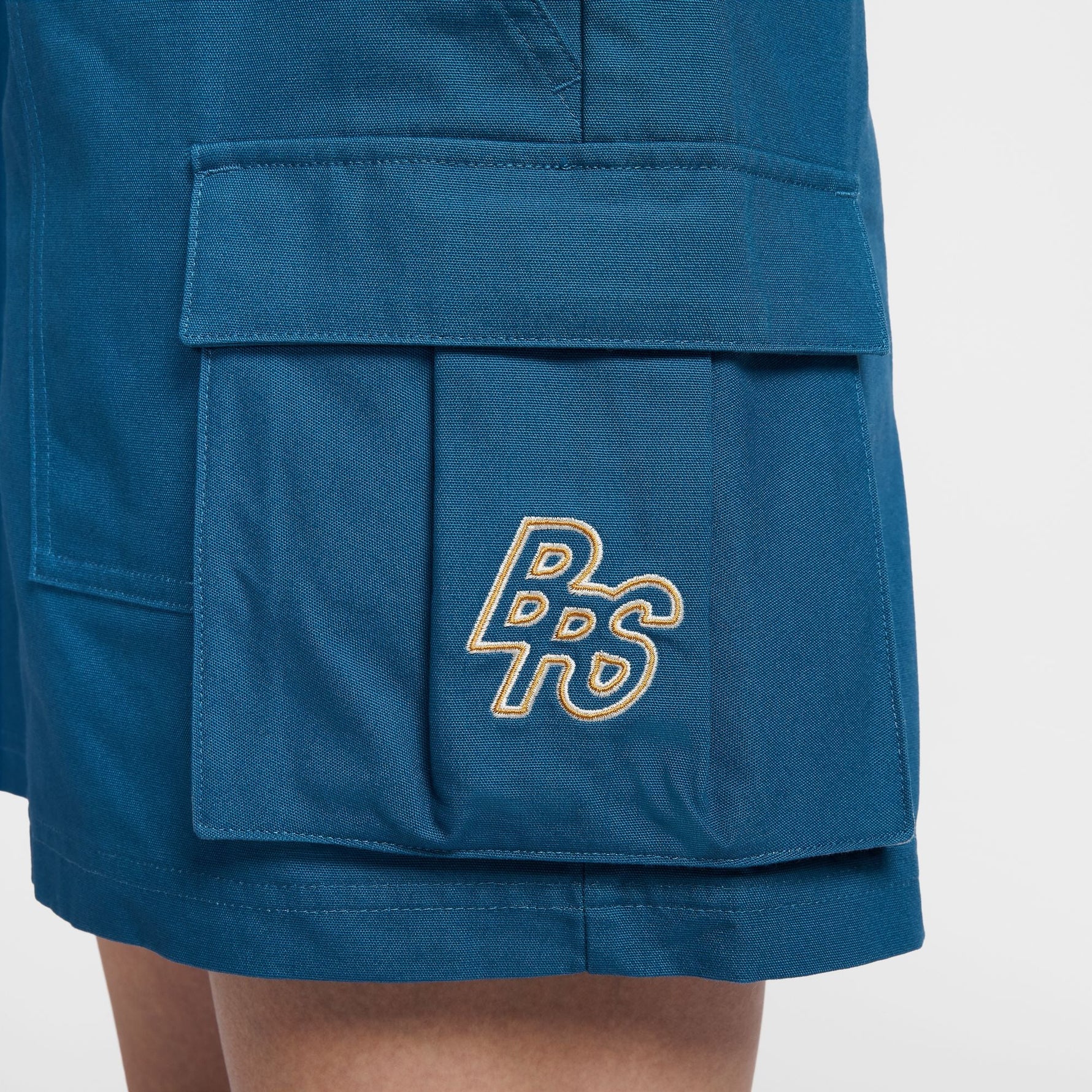 NIKE SPORTSWEAR WOMEN'S 5" CARGO SHORTS