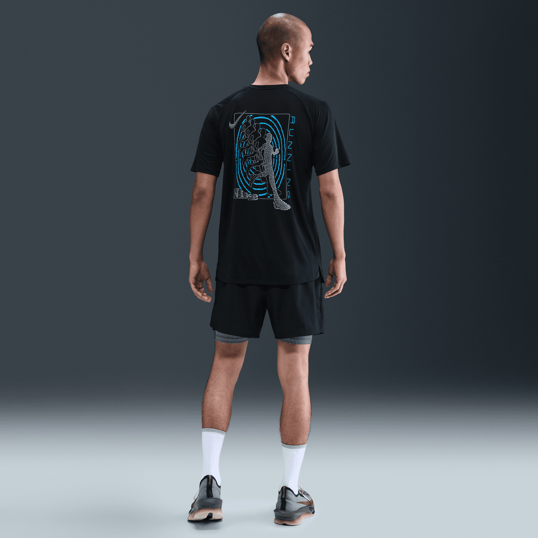 NIKE STRIDE MEN'S DRI-FIT ADV SHORT-SLEEVE RUNNI NG TOP (COPY)