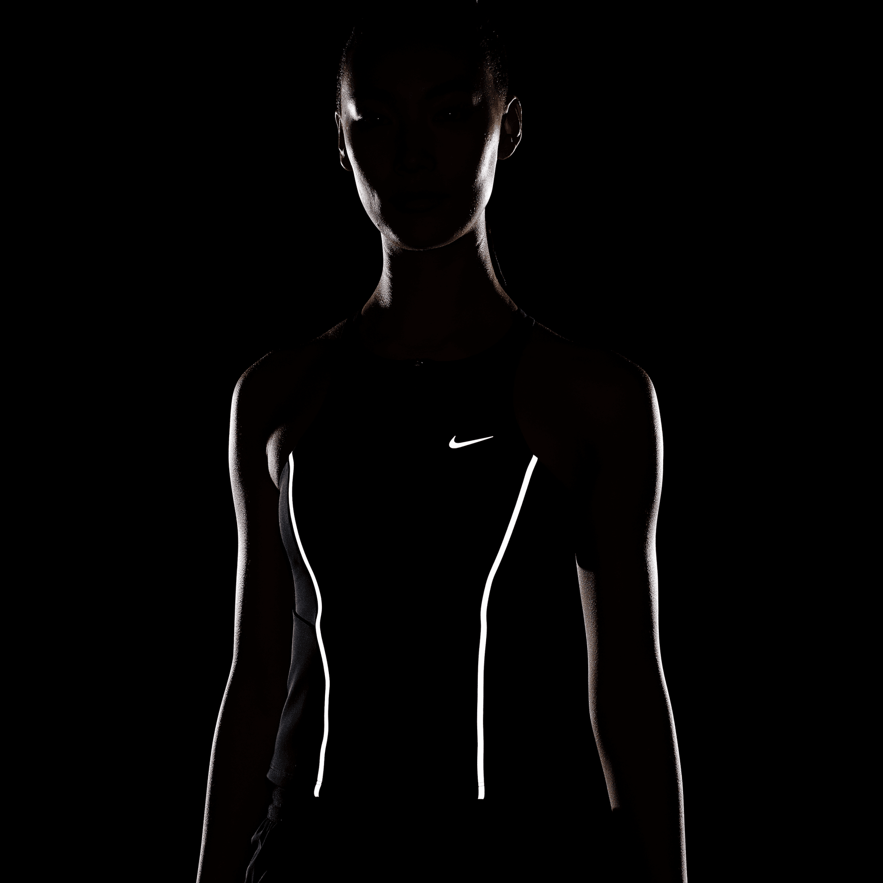 NIKE WOMEN'S MEDIUM-SUPPORT PADDED BRA TANK