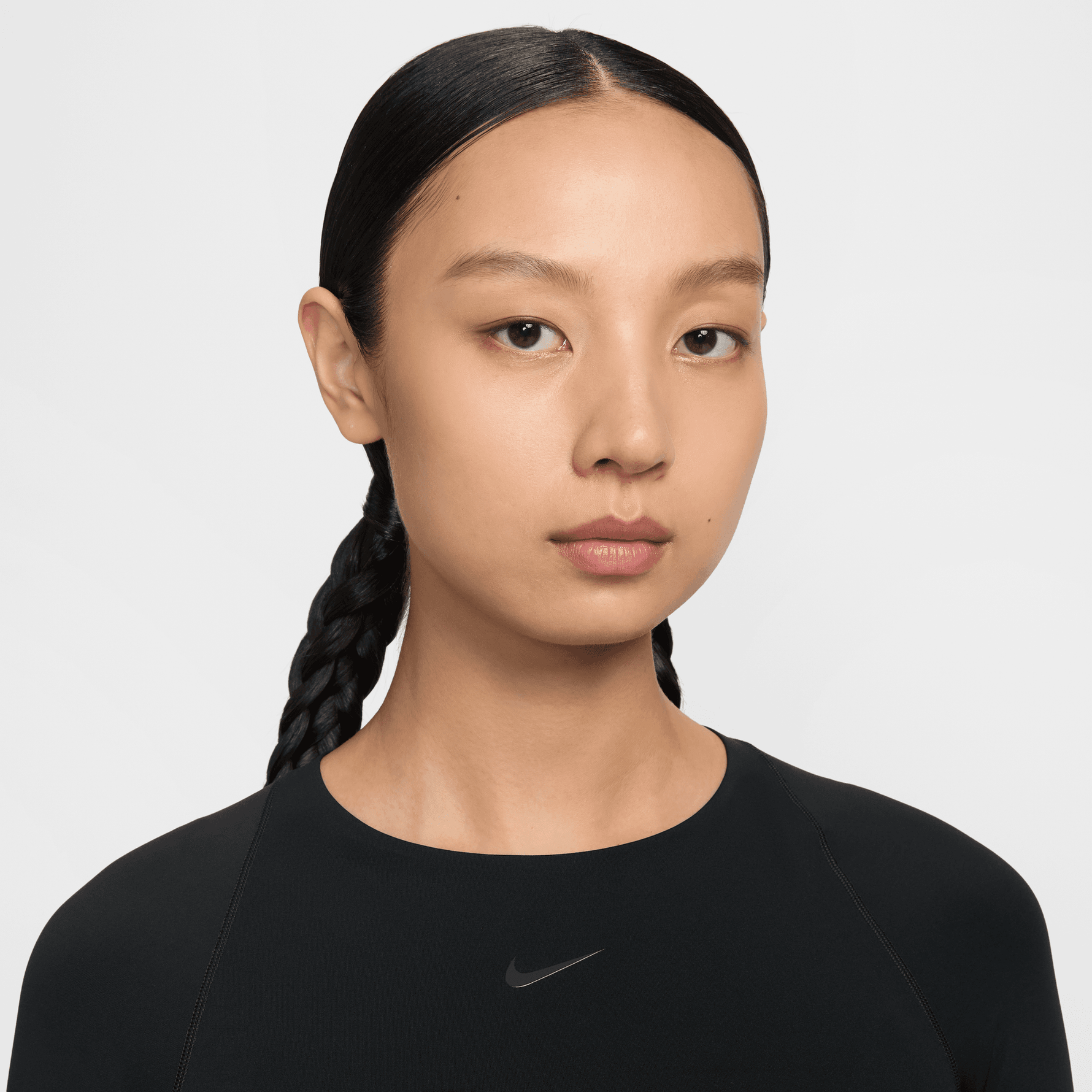 NIKE UNIVERSA WOMEN'S DRI-FIT SHORT-SLEEVE TOP