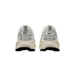 NIKE Vomero 18 Men's