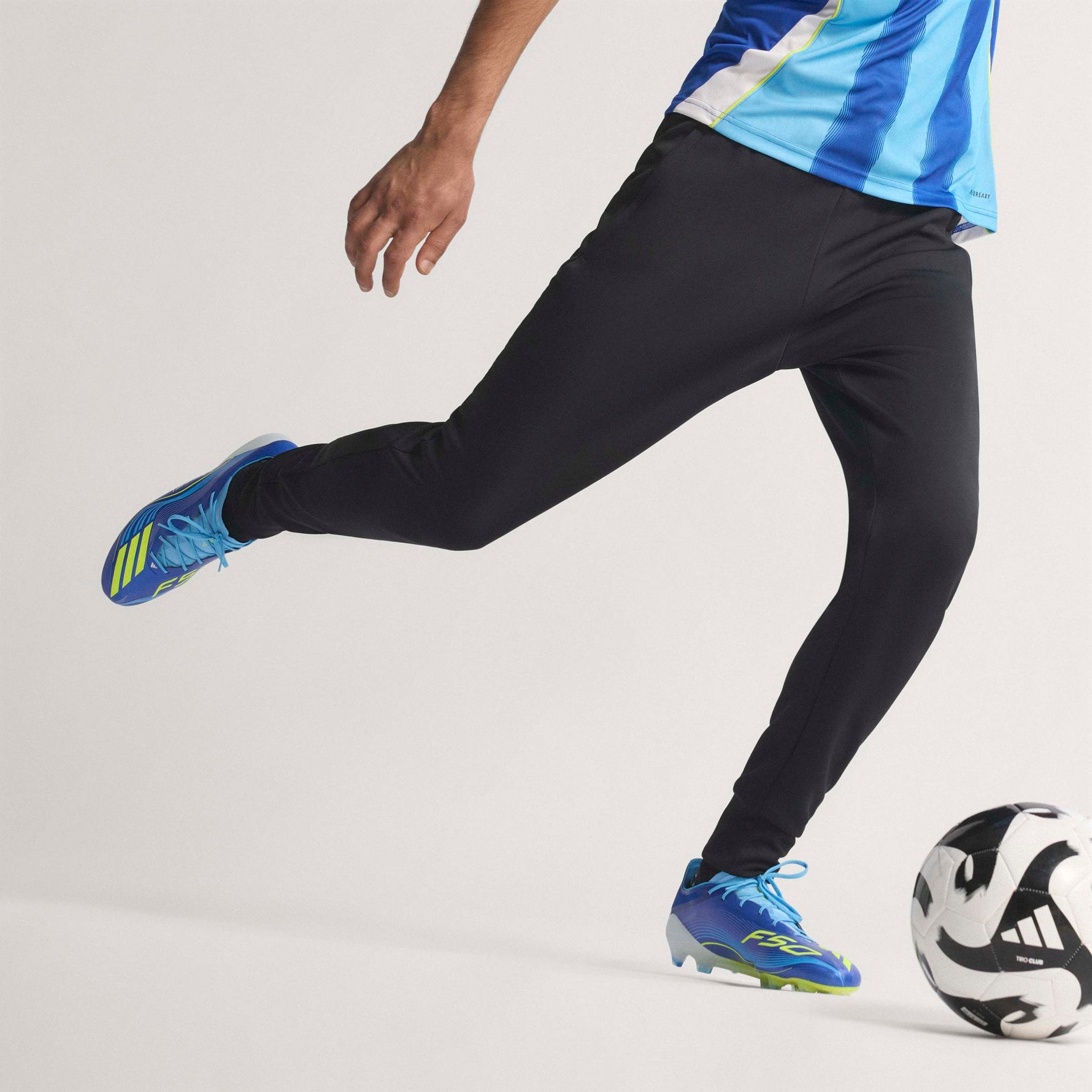 ADIDAS F50 MESSI ELITE FIRM GROUND BOOTS