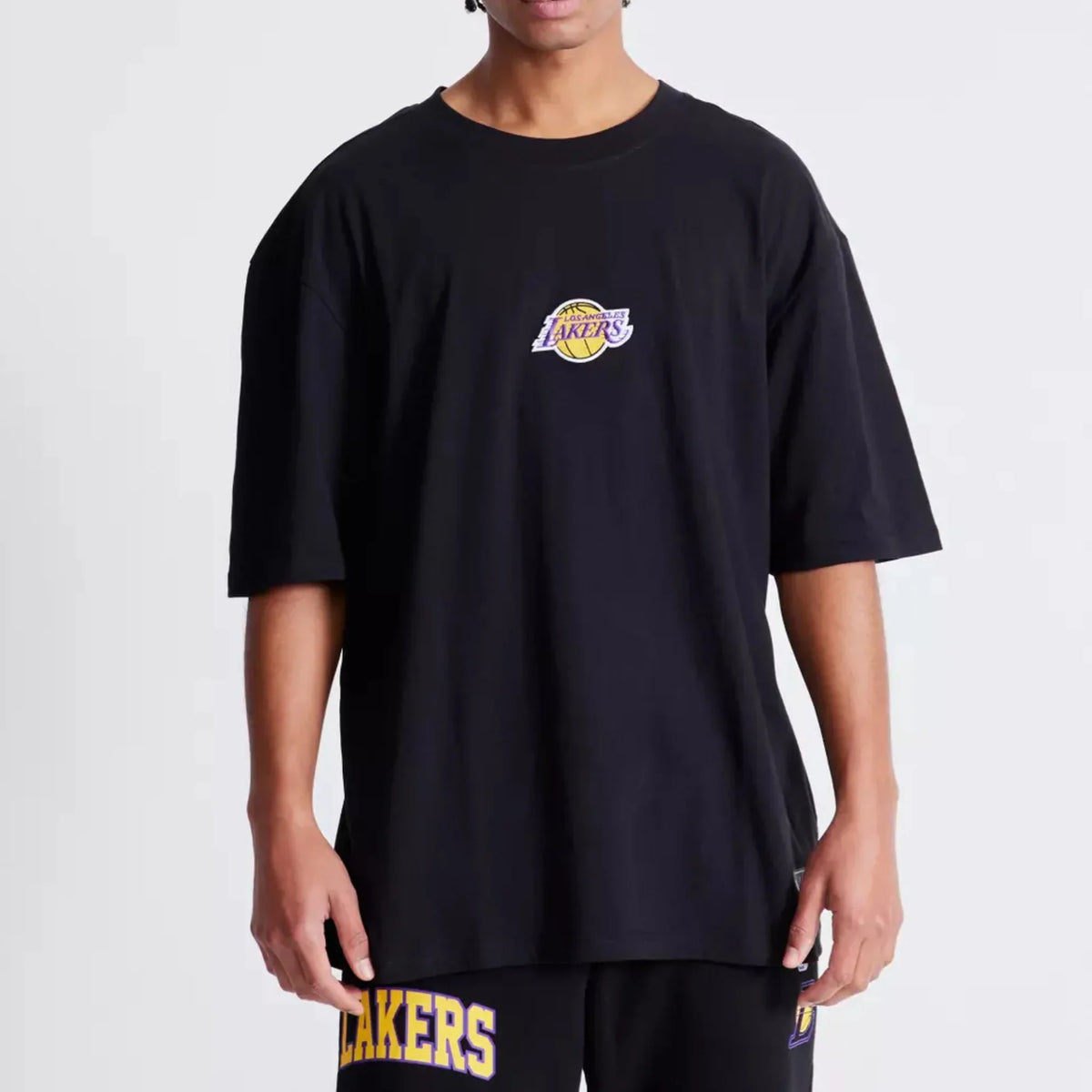 NBA Basics Embroidered Team Logo Loose Fit Mens T-Shirt - Los Angeles Lakers
