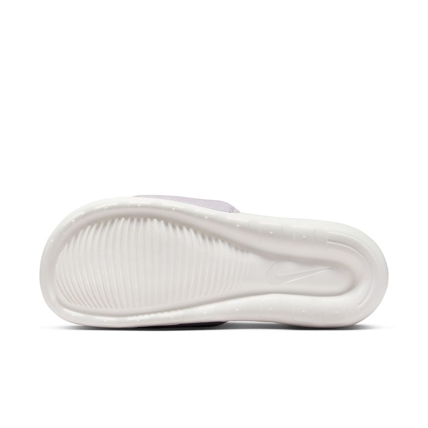 NIKE VICTORI ONE WOMENS SLIDES